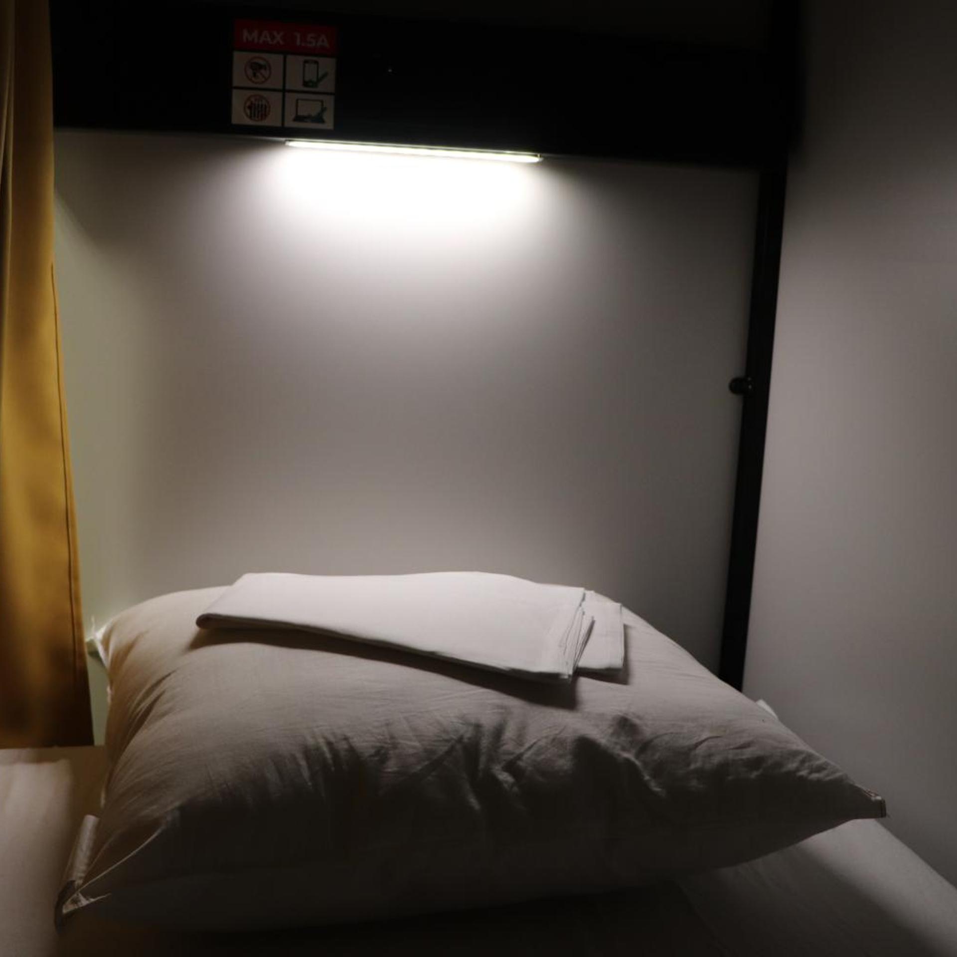 Jacques Brel Youth Hostel 24/48
