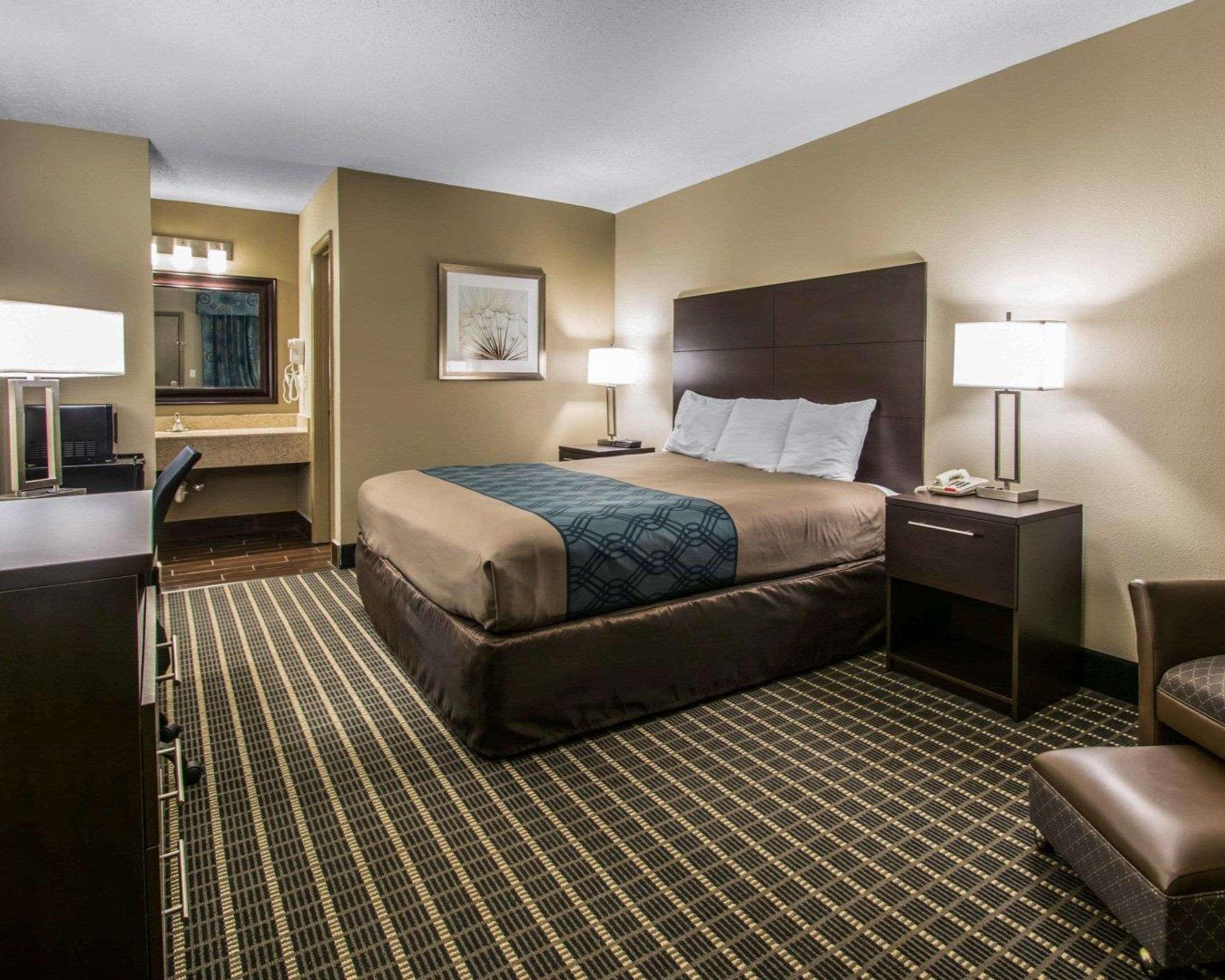 Upgrade, King Bed