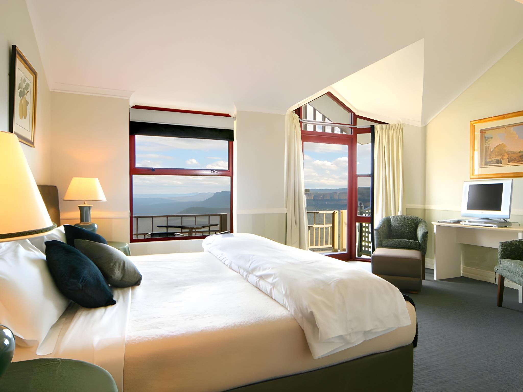 Deluxe, with View