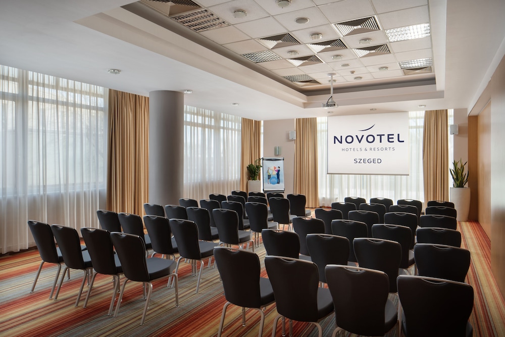 Novotel Szeged 59/67