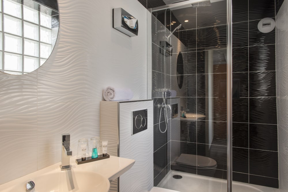 Ibis Styles Paris Batignolles 22/56