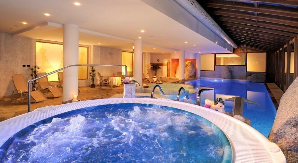 Carlo Magno Spa Resort 9/19