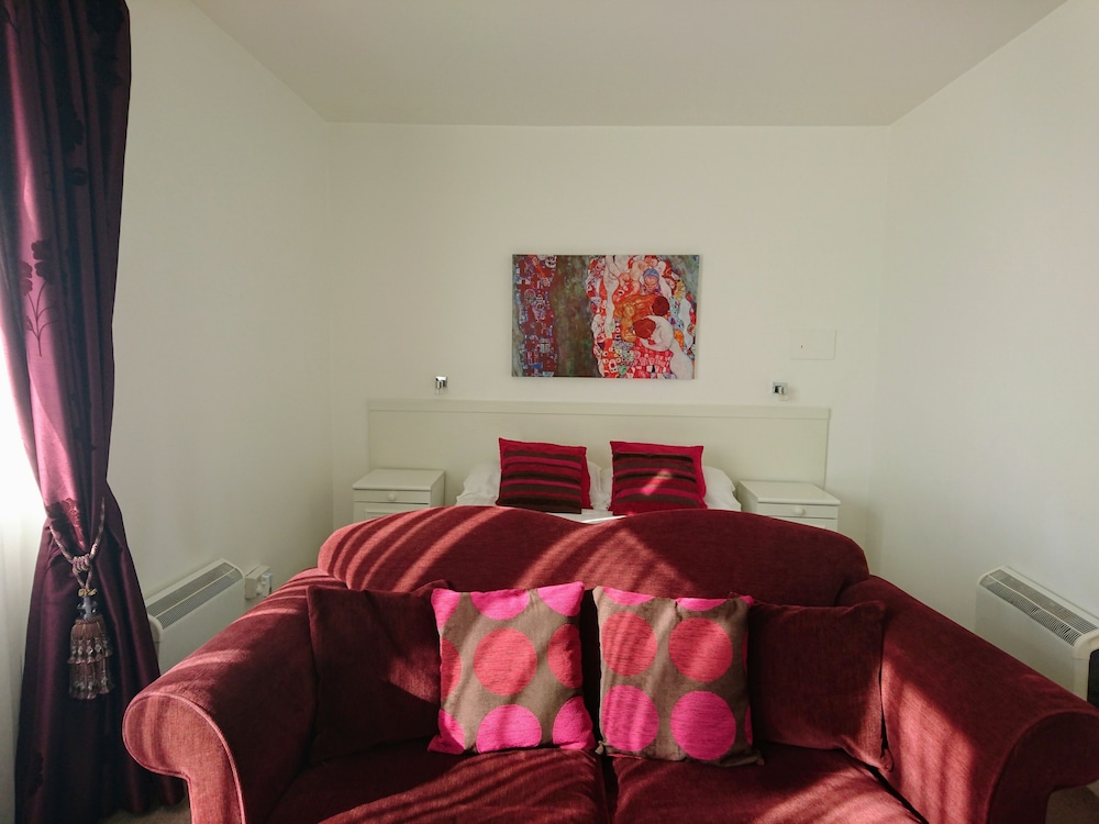 Sarum Hotel 42/69