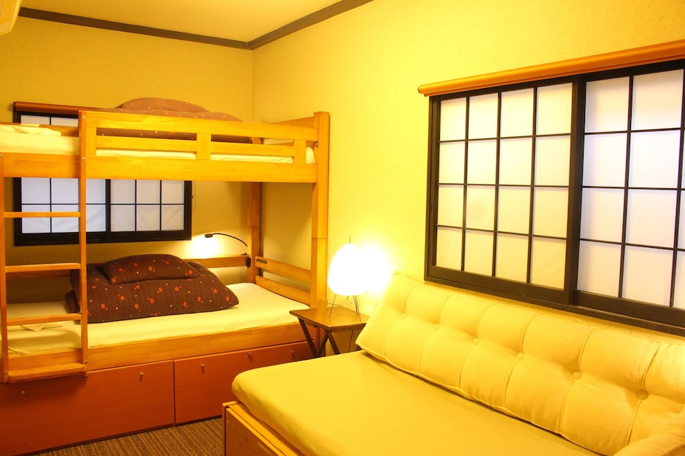 ROOM, TRIPLE, BUNK BED