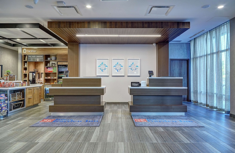 Lobby at Hilton Garden Inn Toronto Brampton West, BRAMPTON - ONTARIO