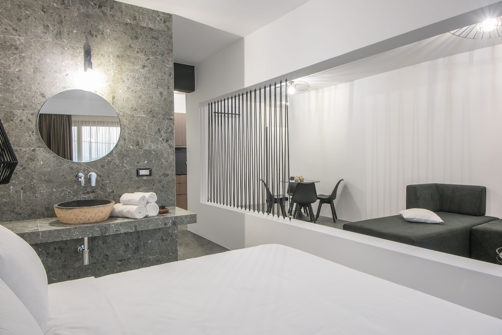 Kalypso Hotel 47/48