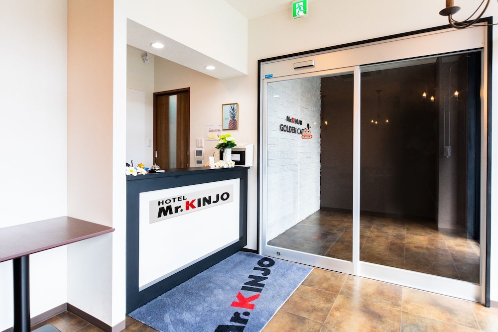 Hotel Mr.Kinjo Golden Cats 6/46