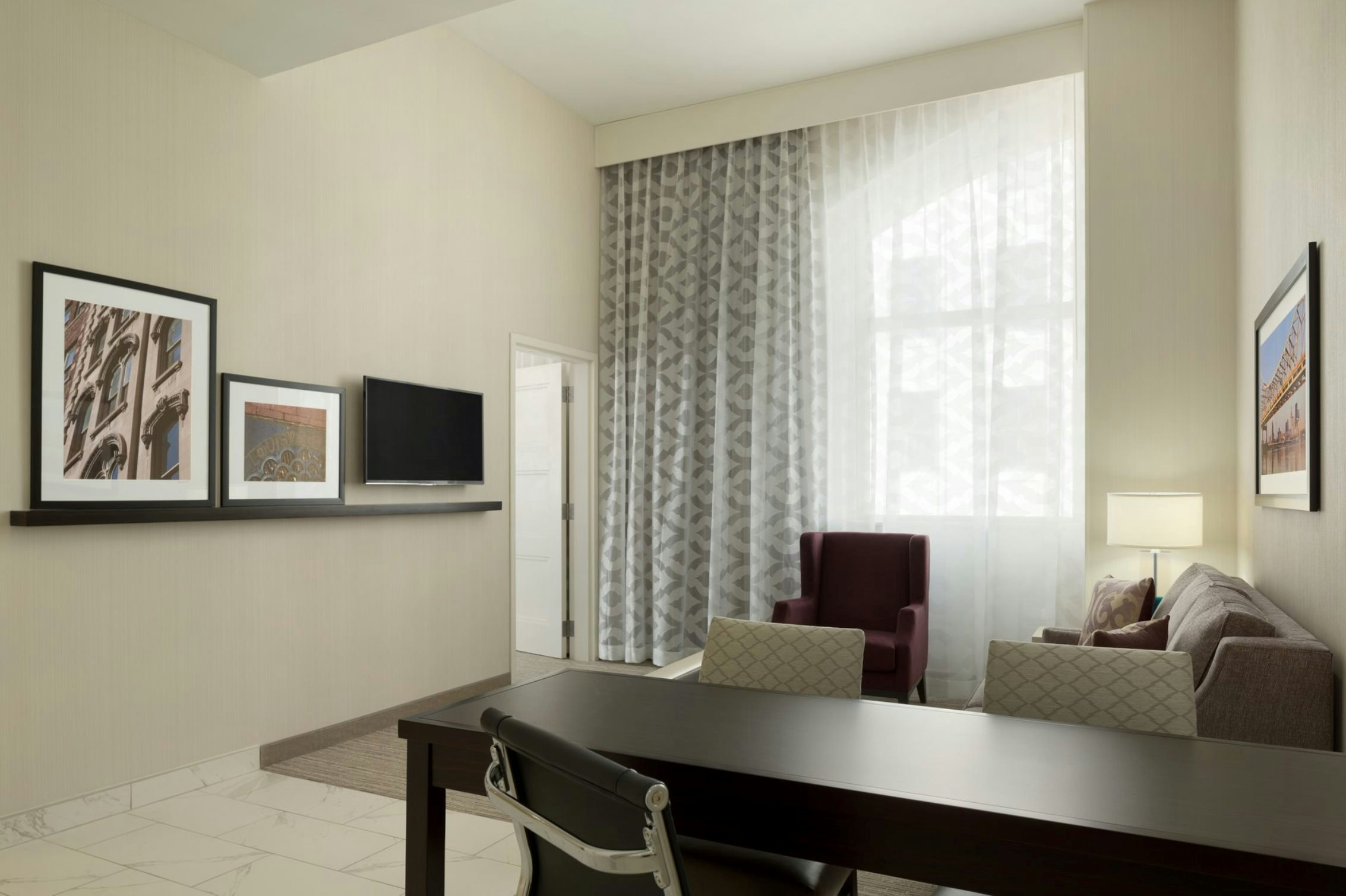 Embassy Suites Louisville Downtown 48/87