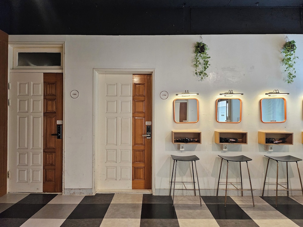 Mido Hostel 53/62