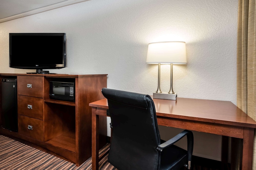 La Quinta Inn by Wyndham Bend 38/41