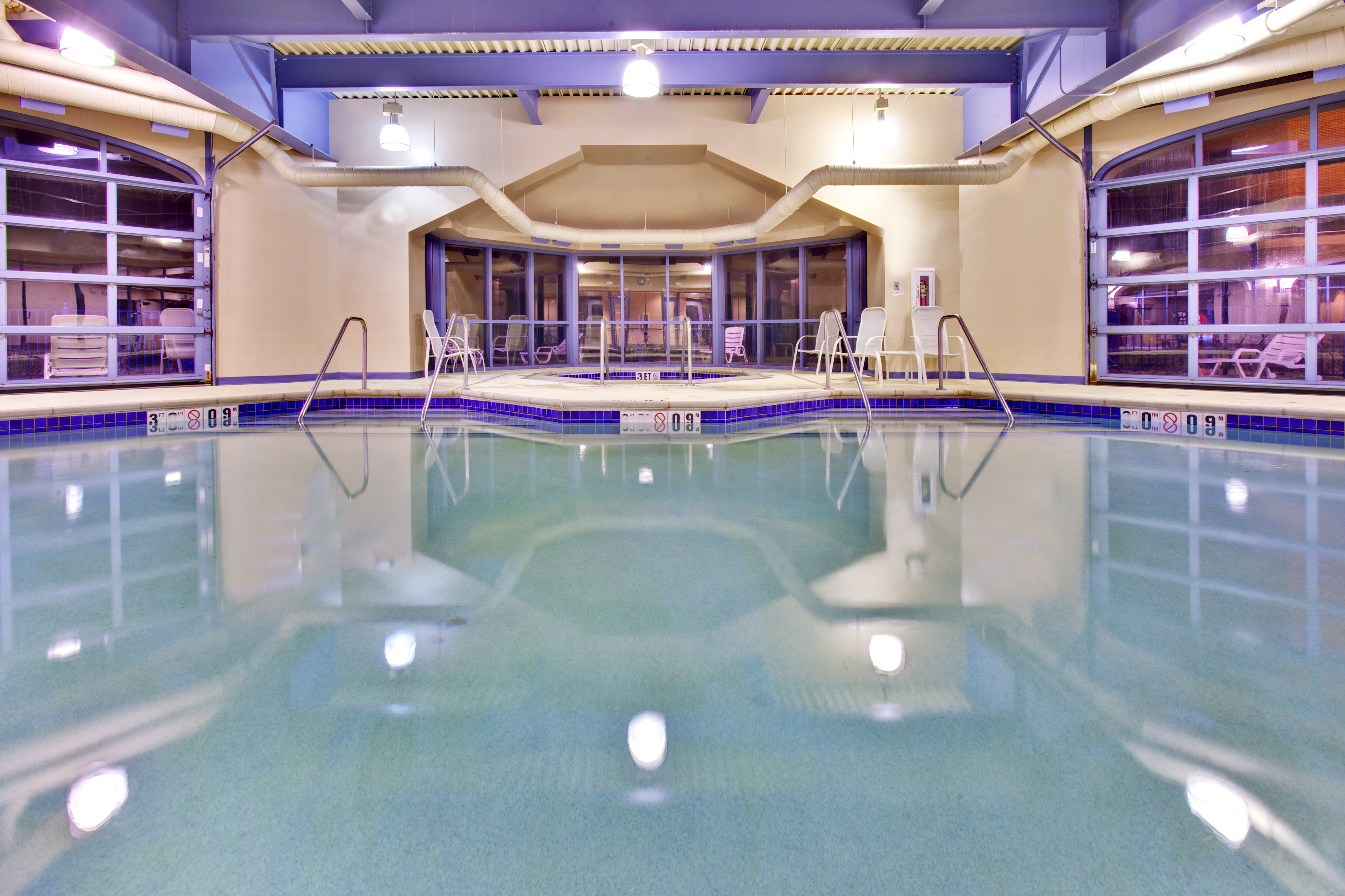 Holiday Inn Hotel Suites Council Bluffs I 29 9/38