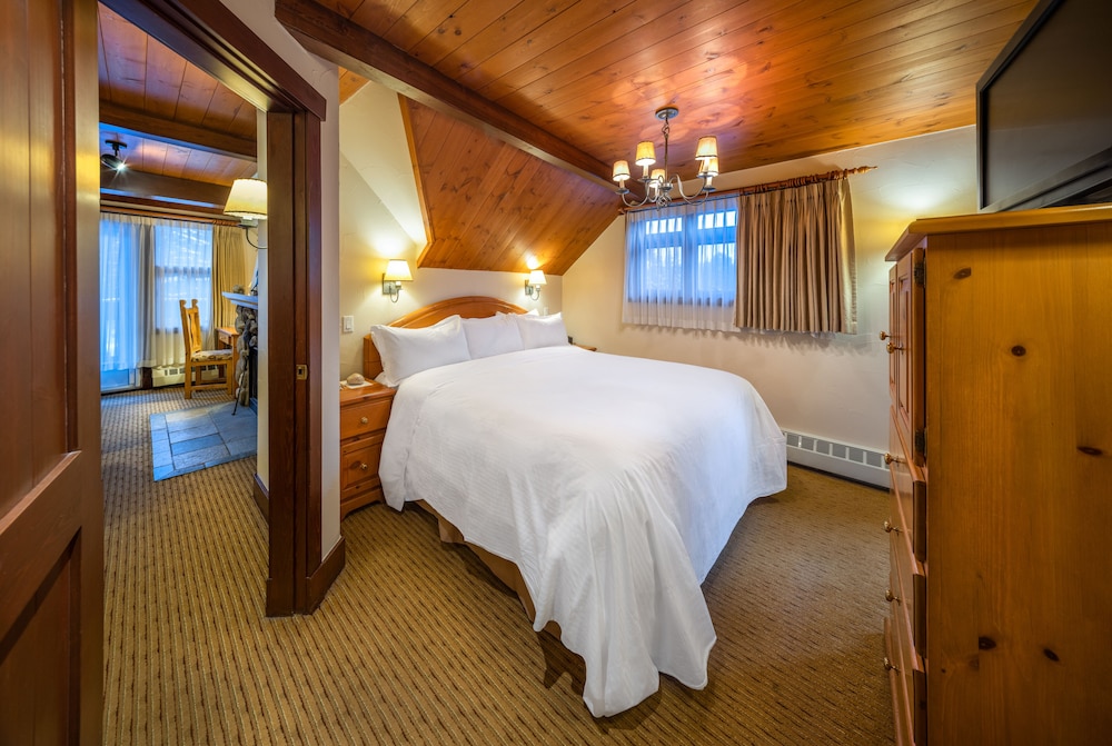 LOFT, FAMILY, SUITE, TWIN BEDS, KING BED