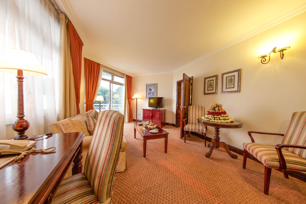 Lake Kivu Serena Hotel 34/60