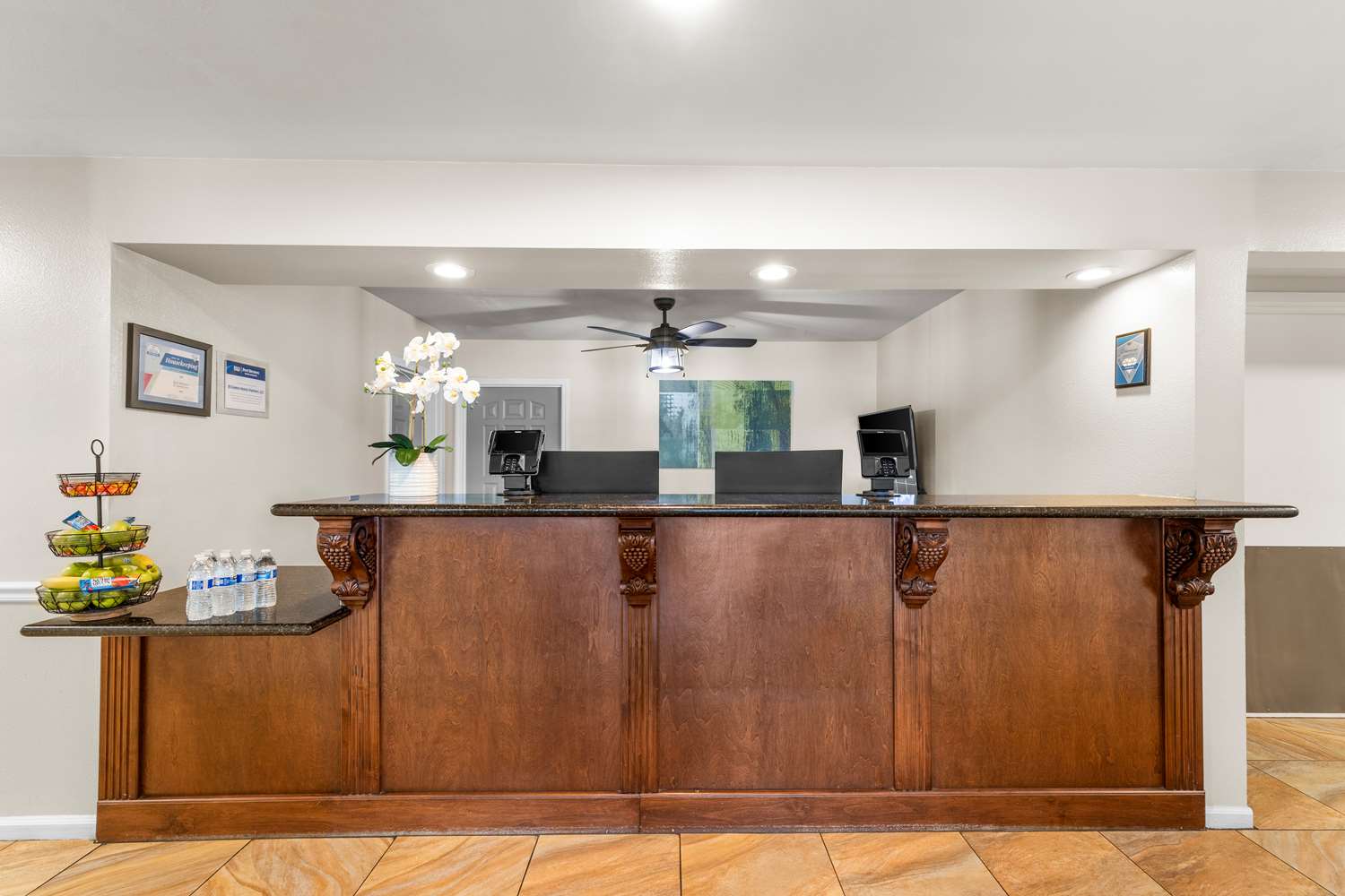 Best Western El Centro Inn 8/35