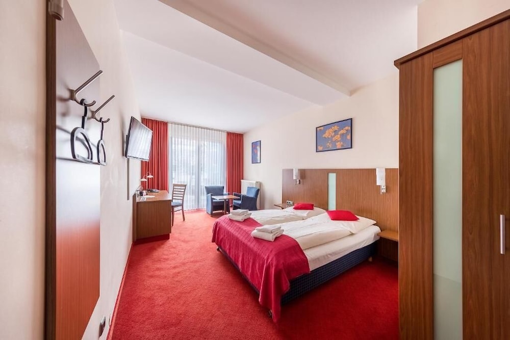 Hotel Klein 10/41