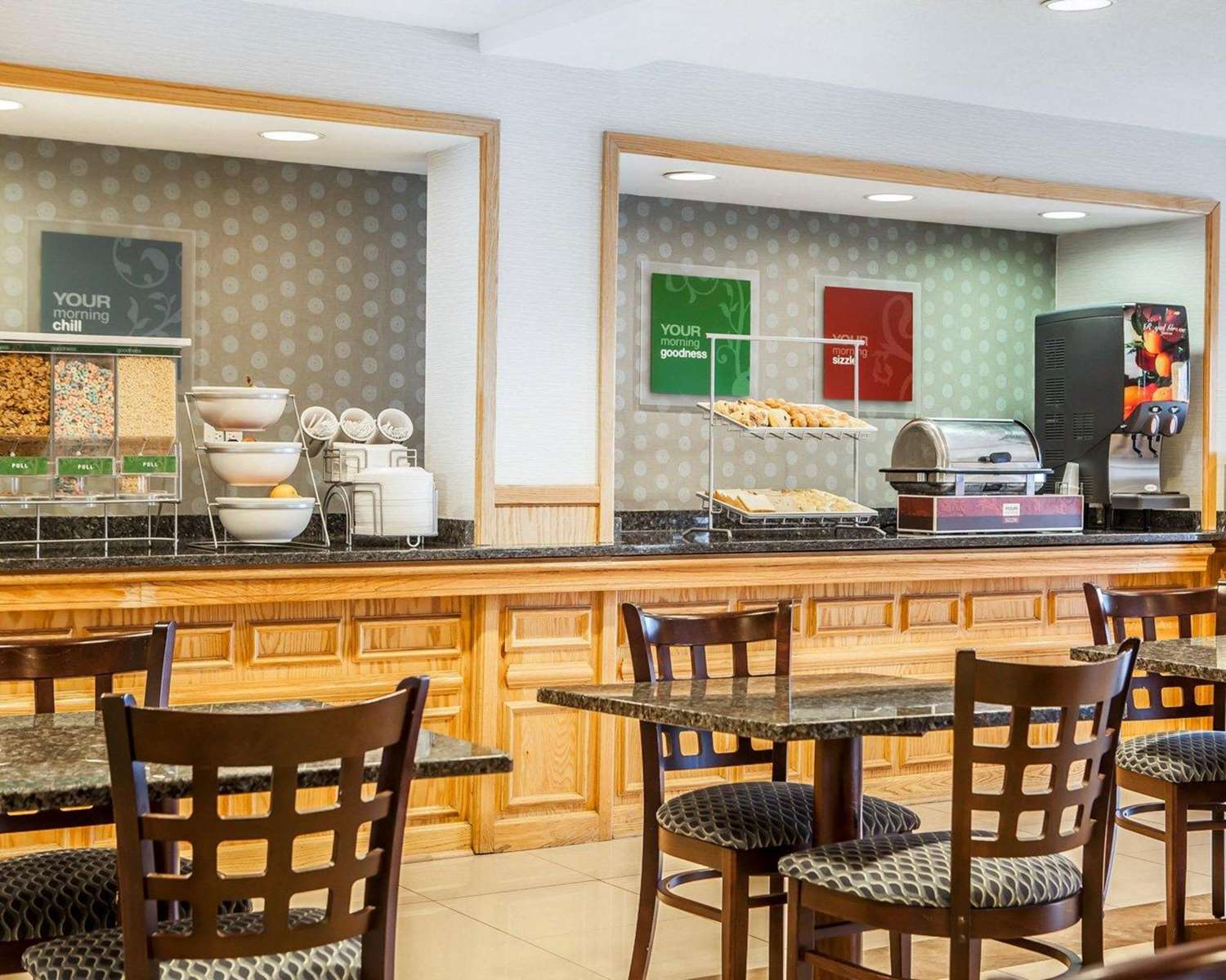 Comfort Inn Bourbonnais Near I-57 28/38