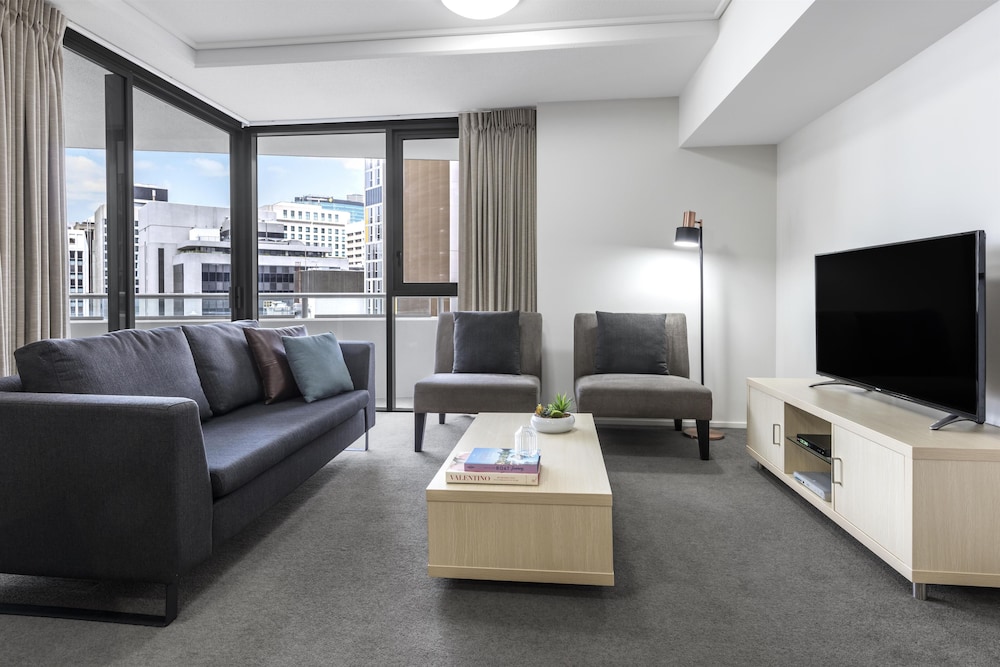 Oaks Brisbane Aurora Suites 47/74