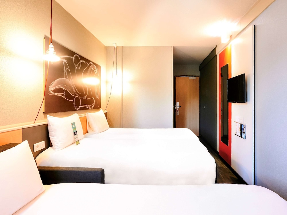 ibis Styles Lyon Gerland 16/45