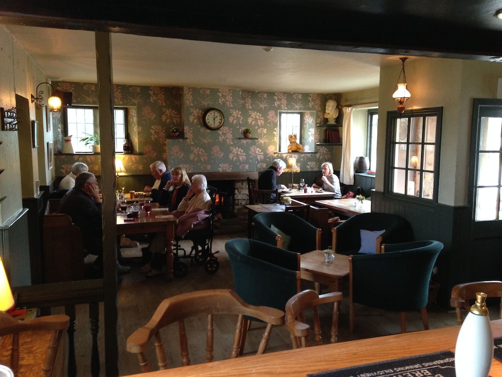 The Tollgate Inn 22/35