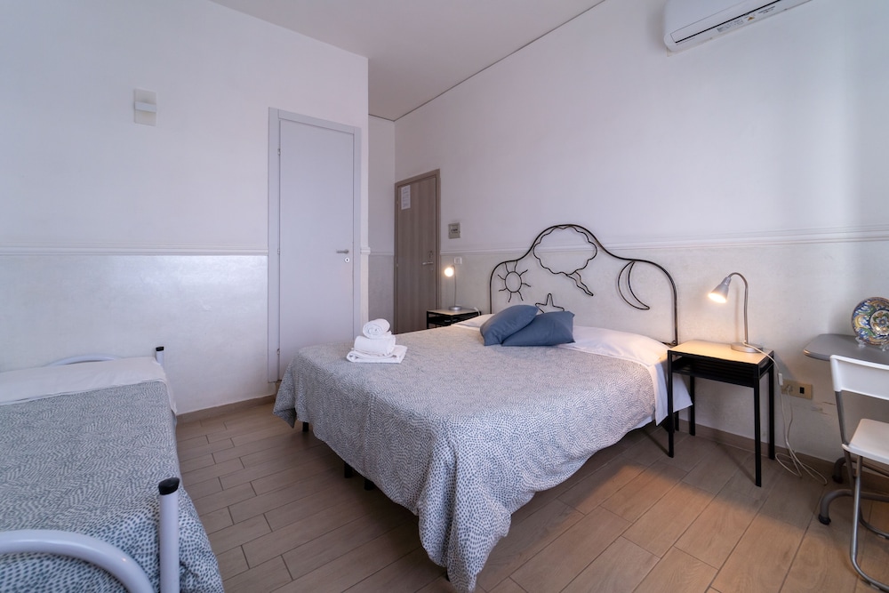 Hotel Bella Capri 16/50
