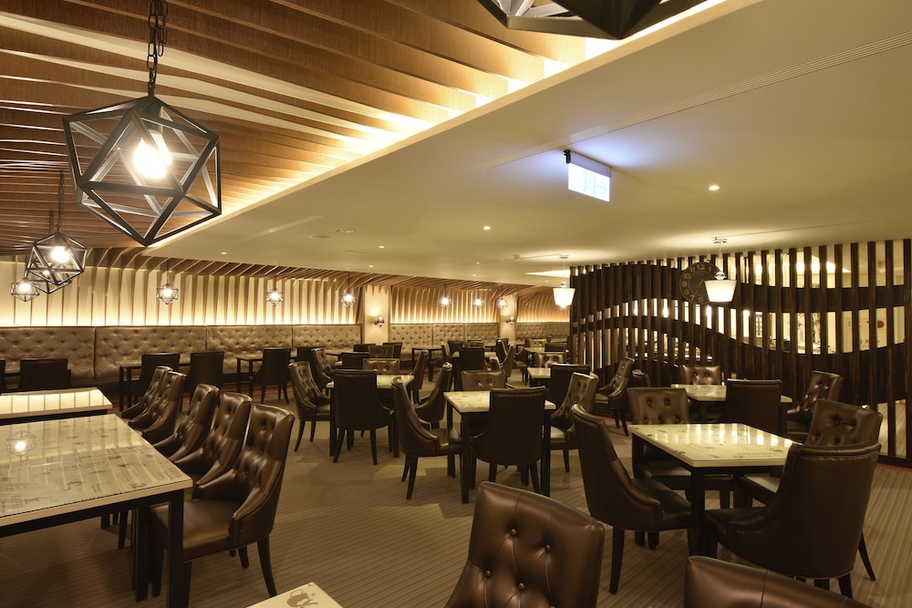 Sun Hotel 38/48