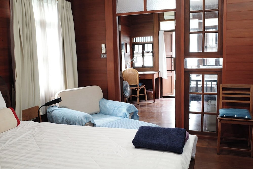 Tiptopthai House 15/50