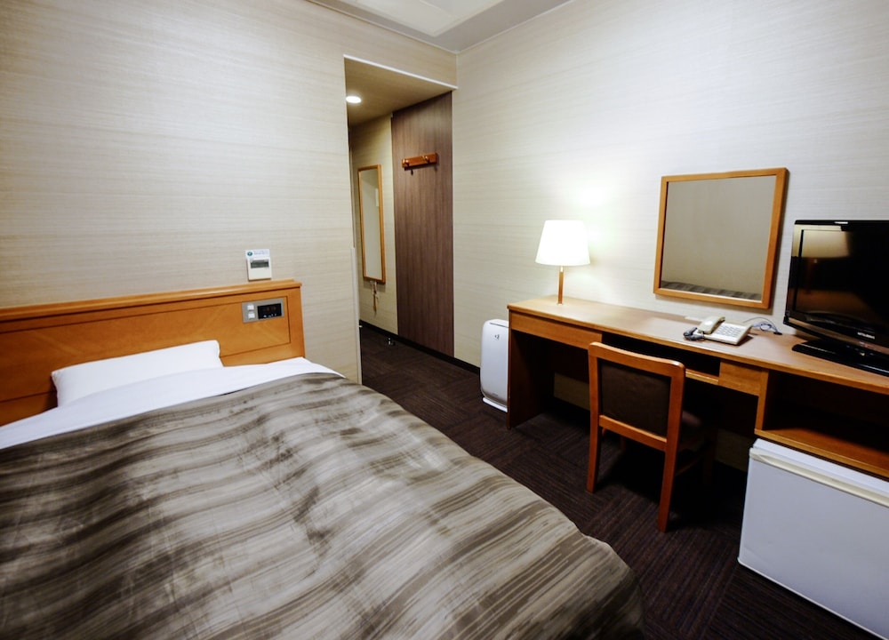 Hotel Route-Inn Tsuruoka Inter 9/42