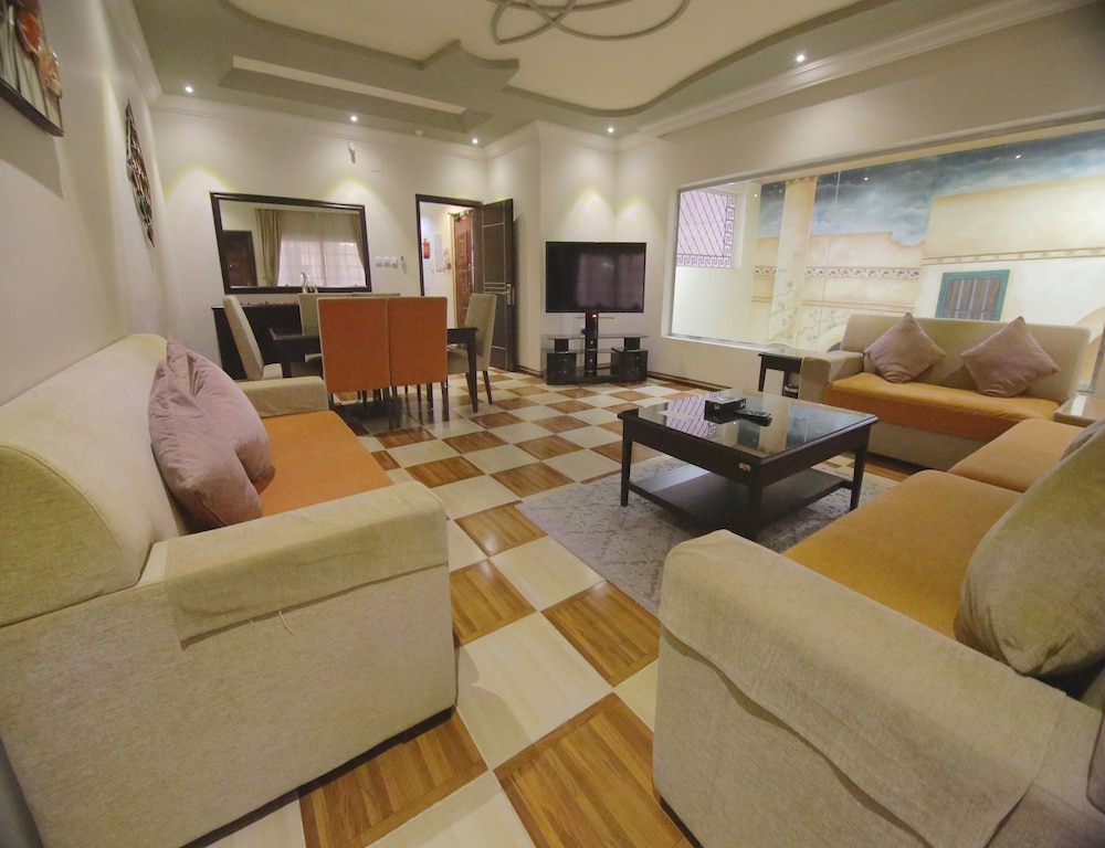 منتجع واحة ميرال الطائف(Meral Oasis Resort Taif) 52/74