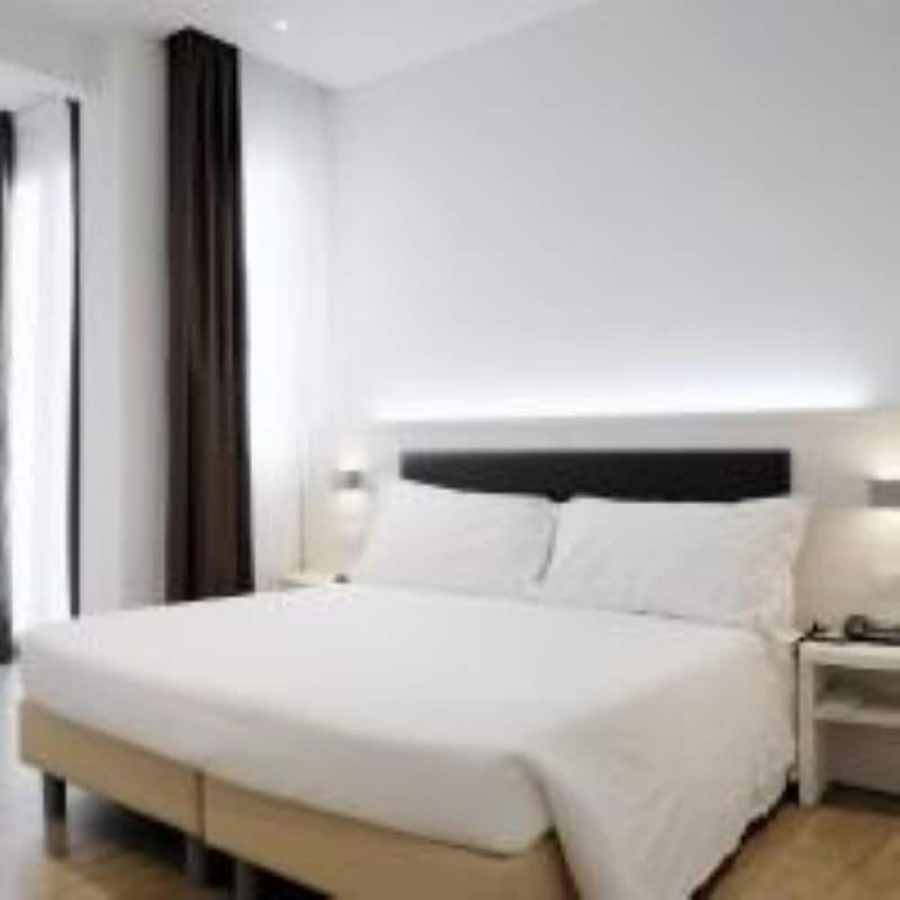Hotel Cantoria 13/56