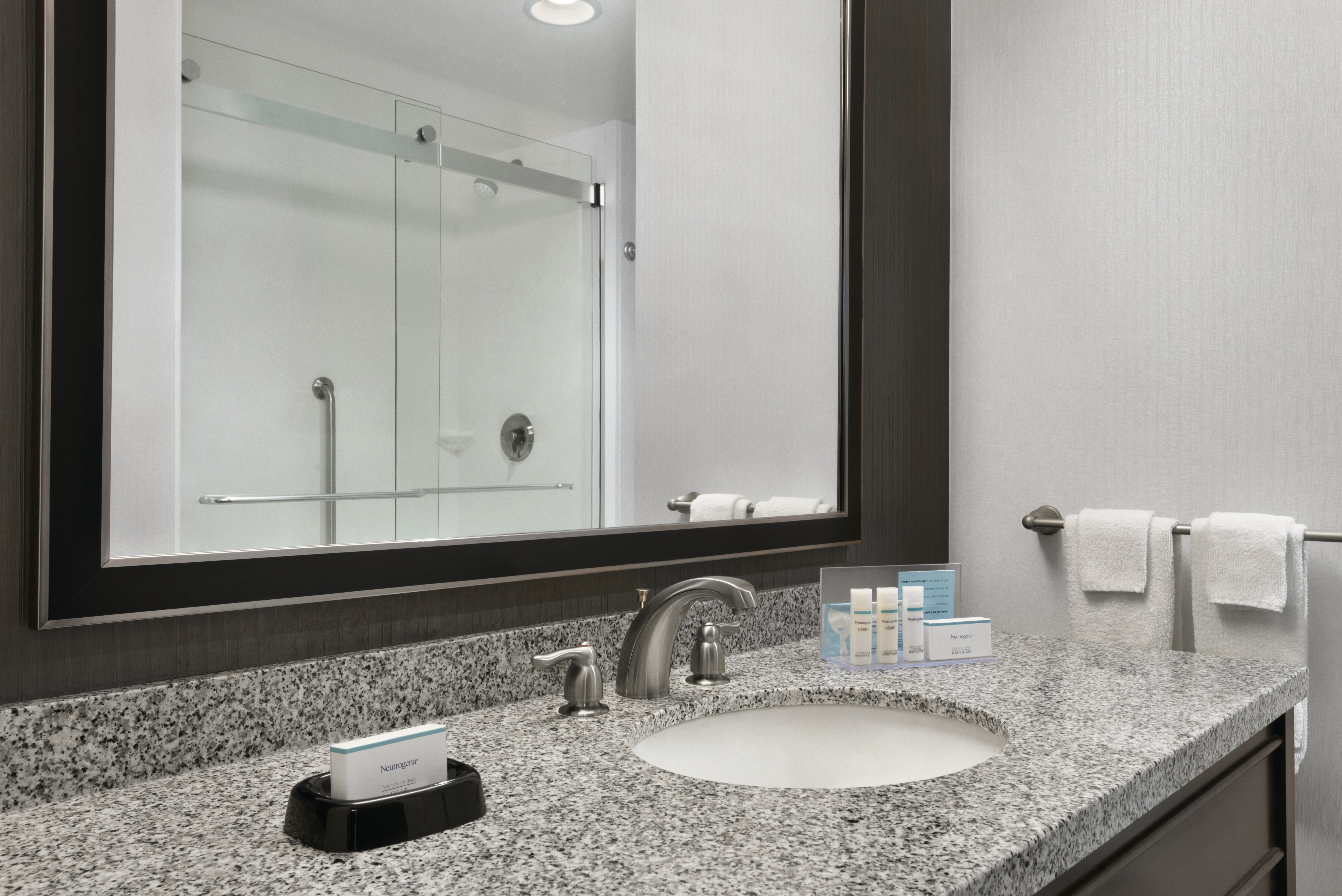 Hampton Inn Suites Mishawaka S Bend At Heritage Square In 61/61