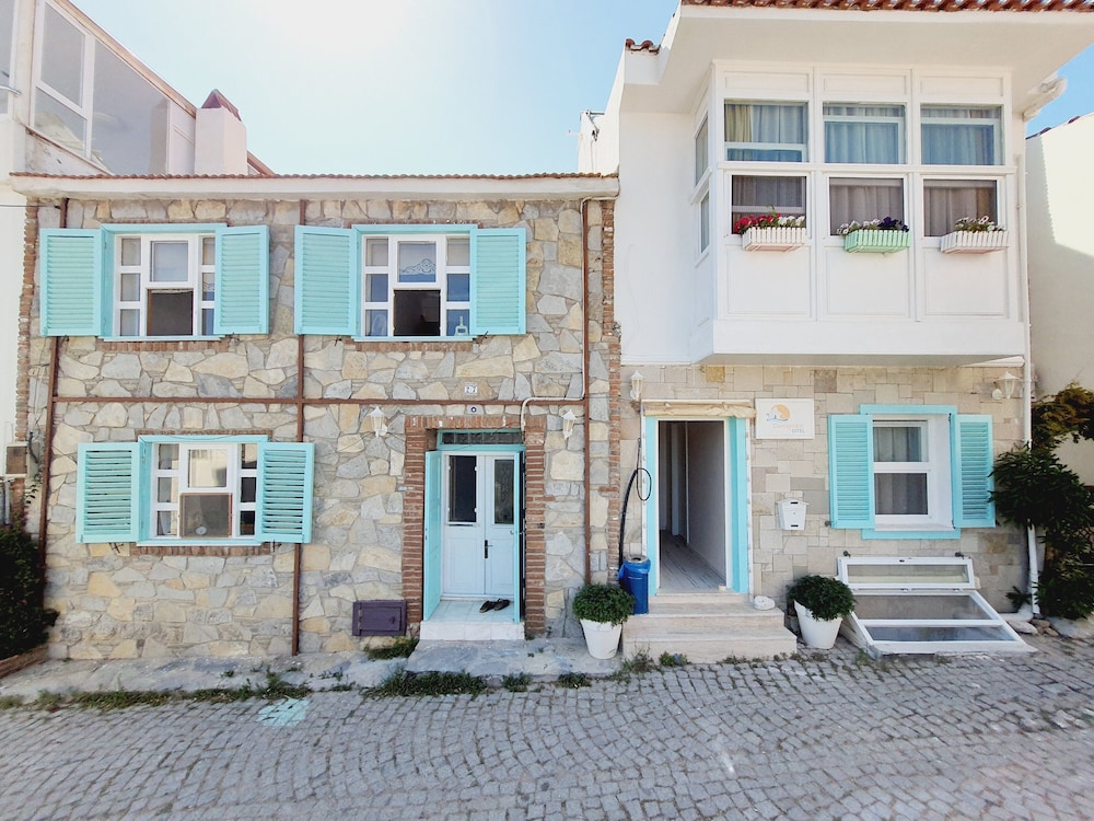 Bozcaada Denizyildizi Otel 33/44