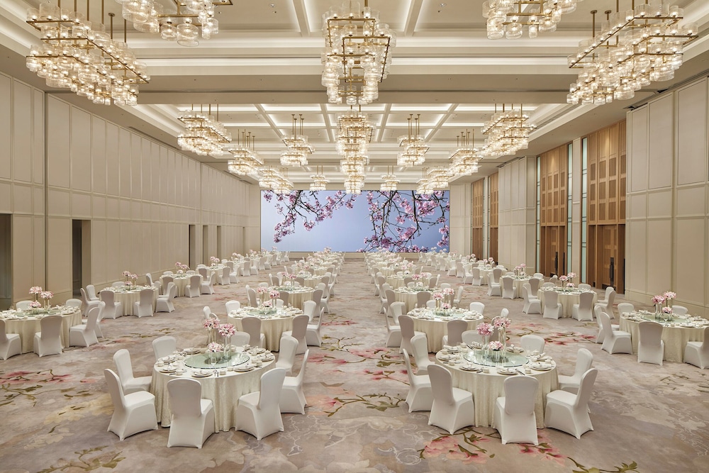 Shangri-La Qiantan Shanghai 39/50