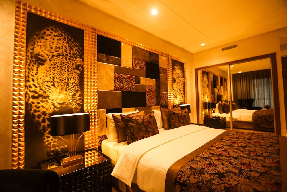 Suite Hotel Casa Diamond 19/50