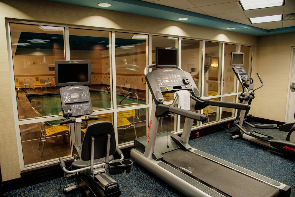 Fairfield Inn Suites By Marriott Montgomery Airport South 24/34