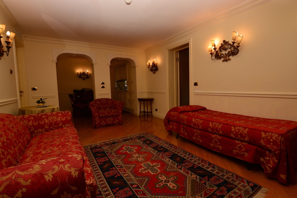 Torre dell Orologio Suites 45/60