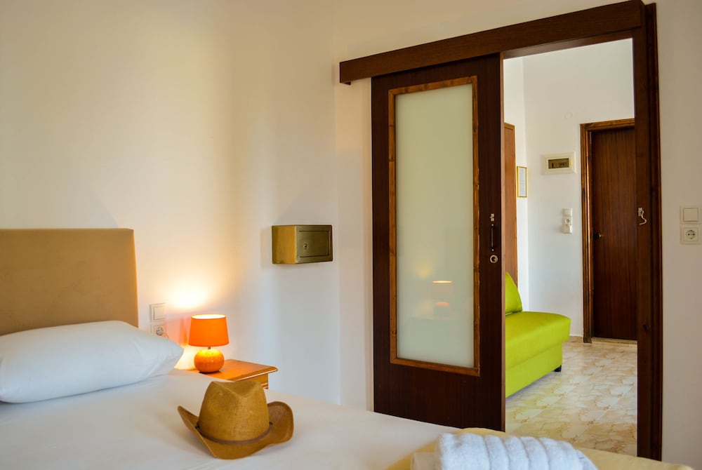 Arhodiko Hotel 28/72