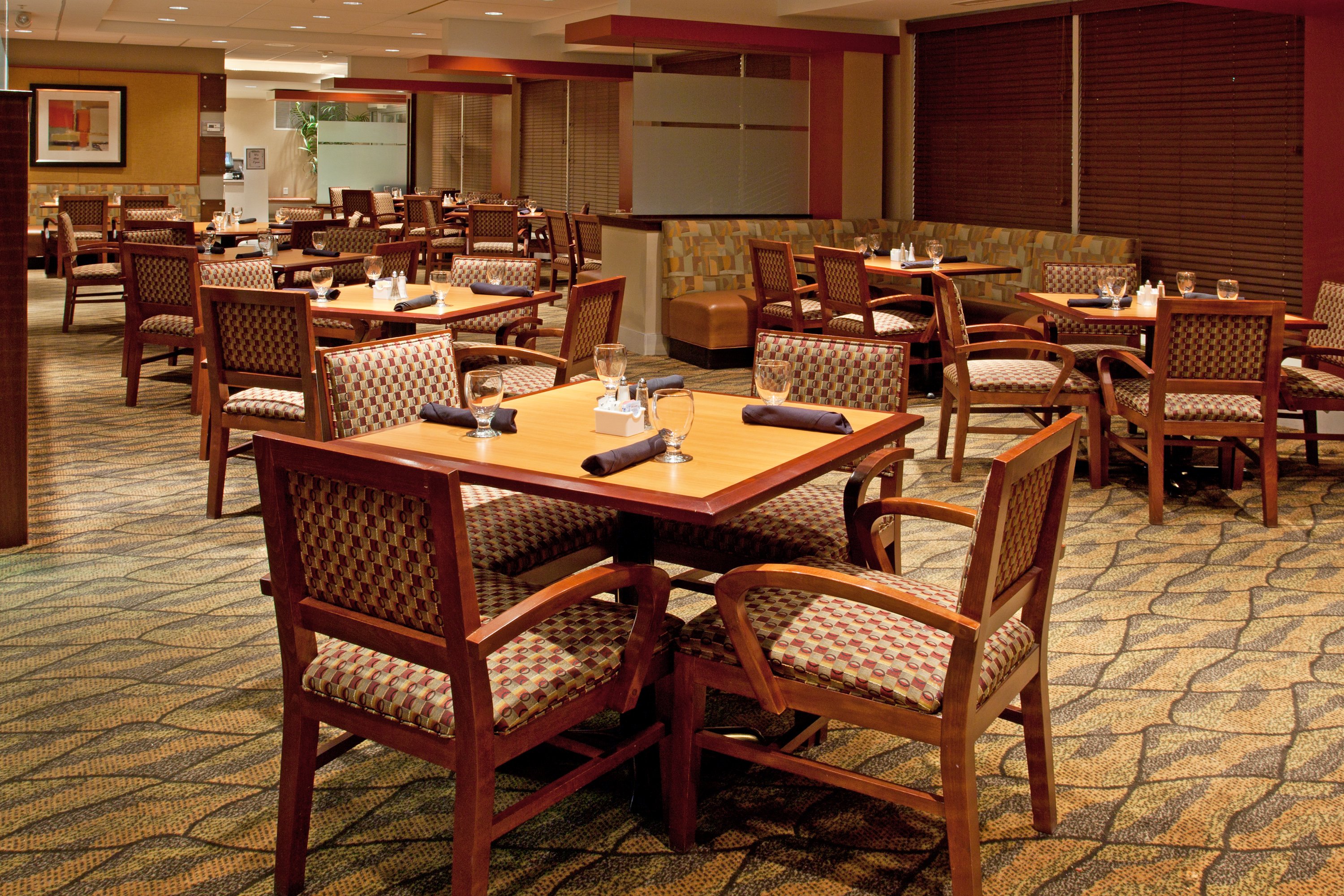 Holiday Inn Columbus Downtown Capital Square 52/65