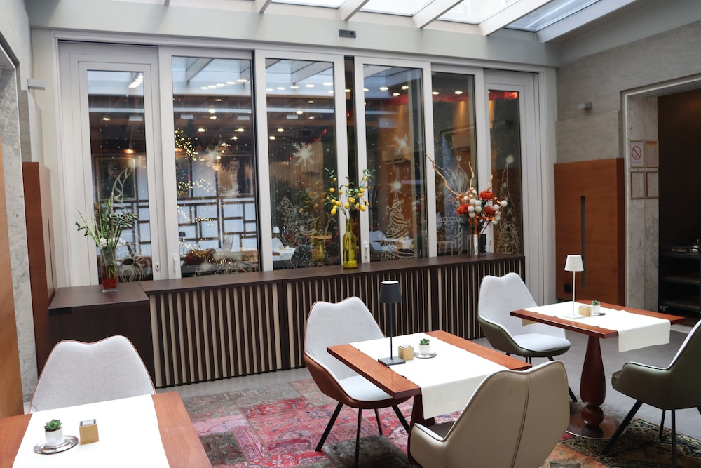 Zepter Hotel Belgrade 48/64
