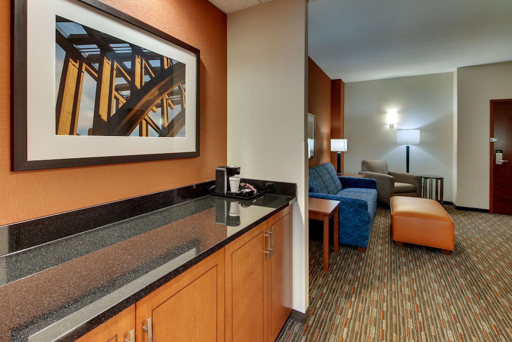 Drury Inn & Suites Knoxville West 9/67