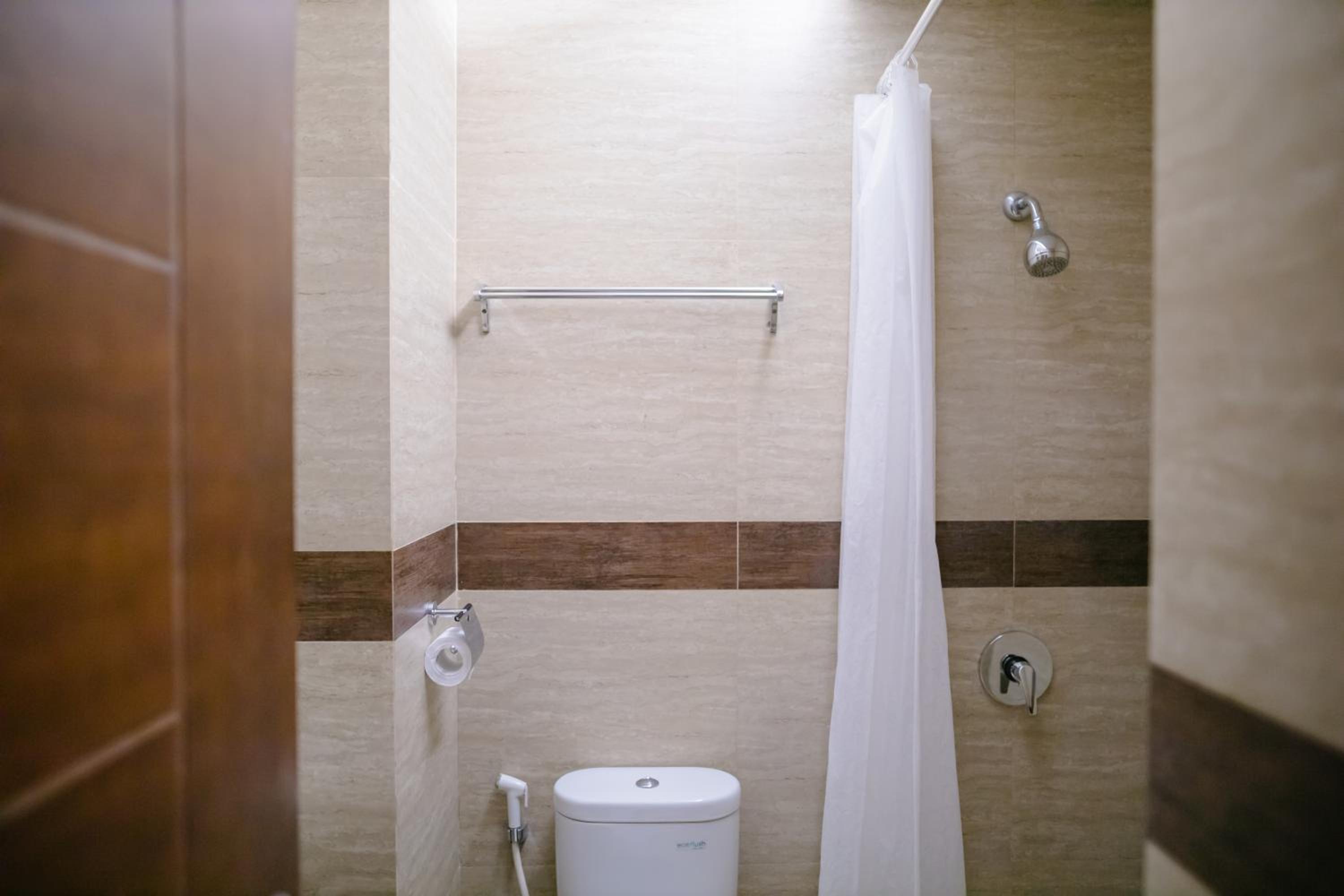 Biz Hotel Ambon 42/48