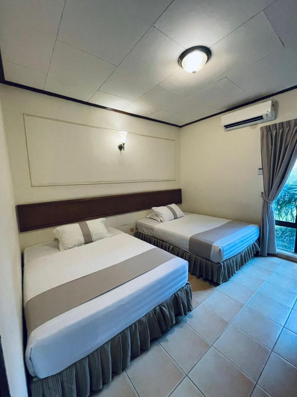 4 Rooms, Villa, with Pool