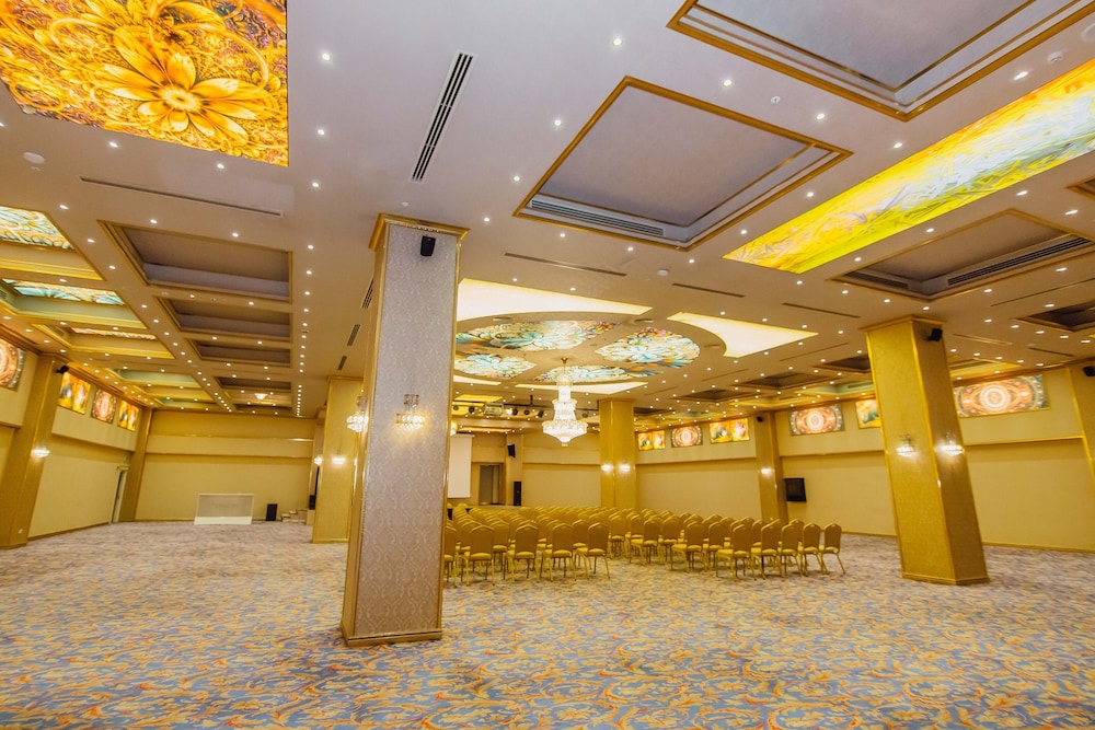 JRW Welmond Hotel & Casino Batumi 38/50