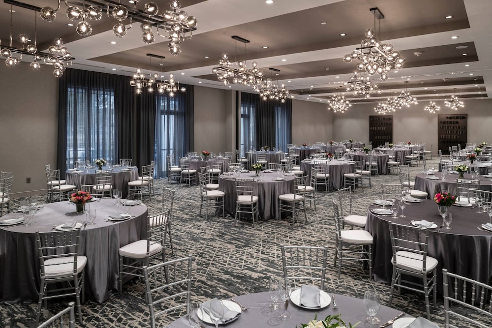 Residence Inn Boston Natick 53/54
