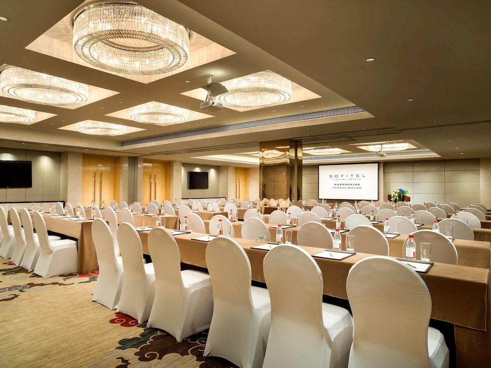 Sofitel Hangzhou Westlake 61/72