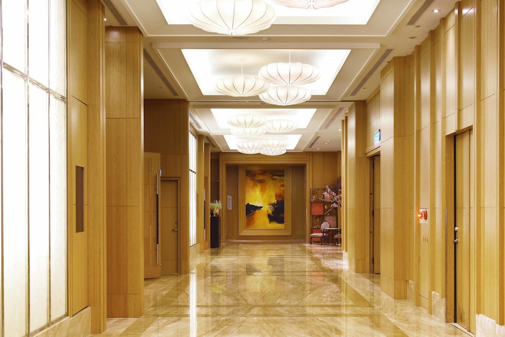 FULLON HOTEL HUALIEN 7/50