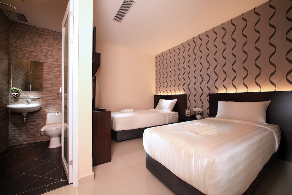IZUMI HOTEL BUKIT BINTANG 9/52