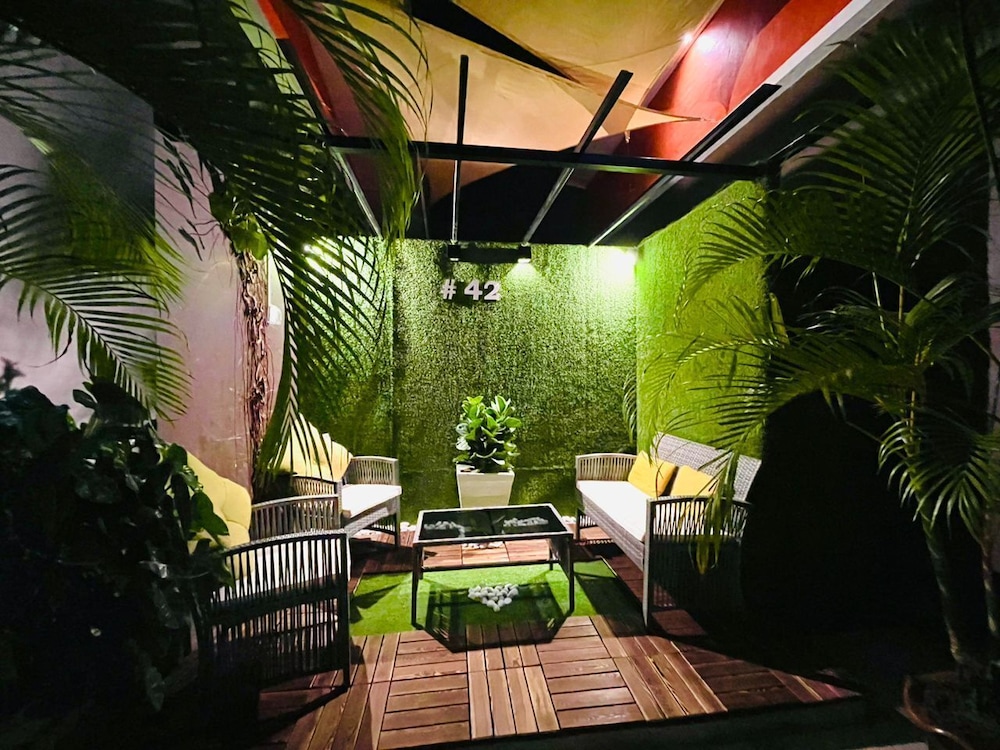 Villa Abadi Resort 52/55