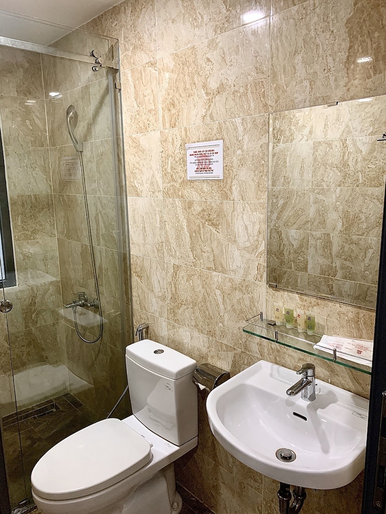 The Lumiere Hotel 13/16
