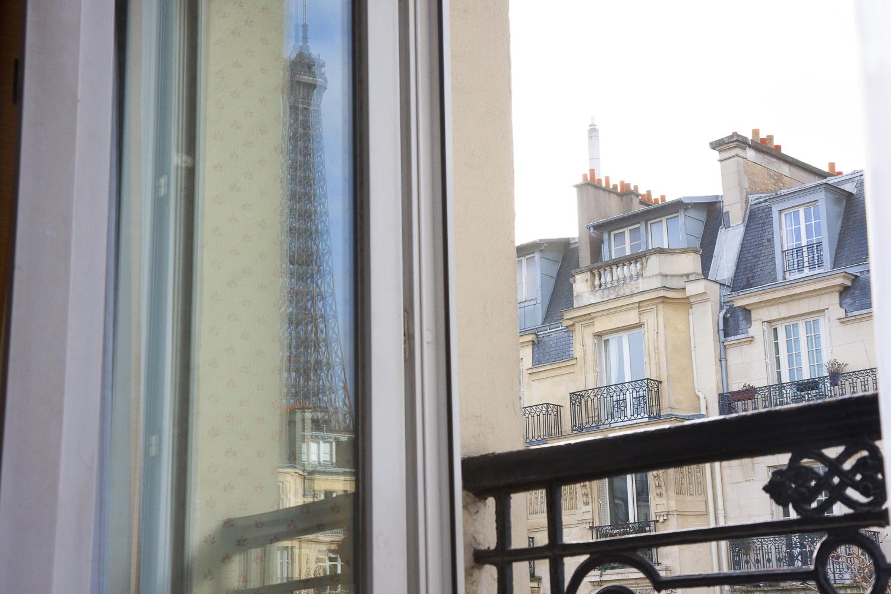 HOTEL EIFFEL KENSINGTON 40/52