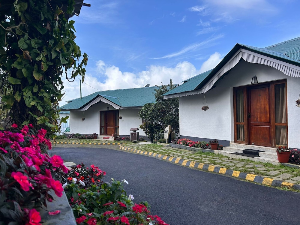 Deshadan Mountain Resort 55/56